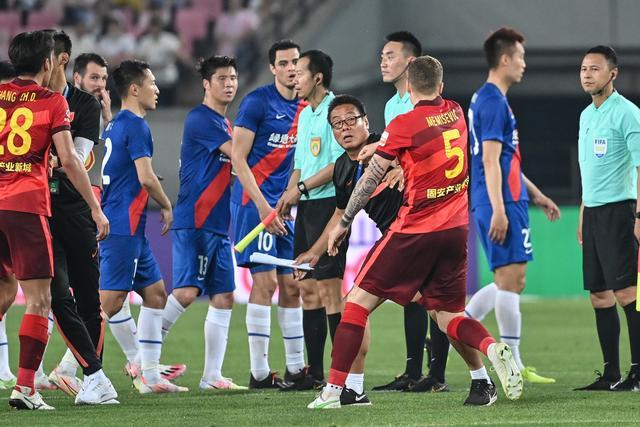 意甲-32秒丢球波贝加破门 AC米兰1-1博洛尼亚